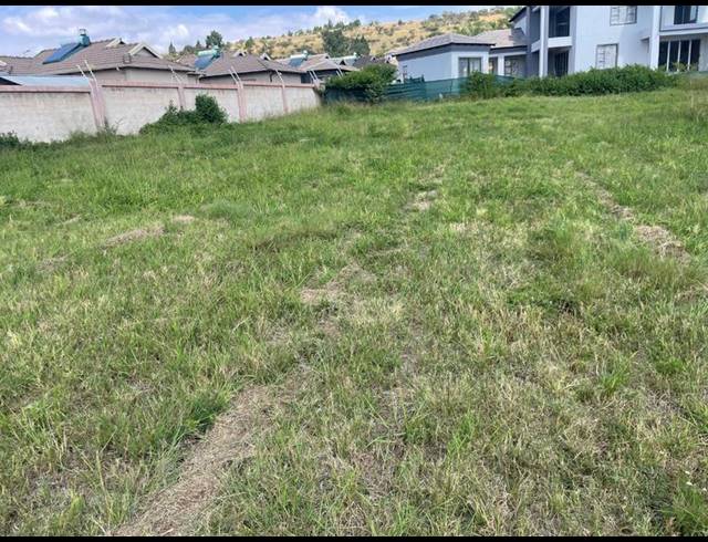 LAND FOR SALE IN MAGALIESBERG COUNTRY ESTATE